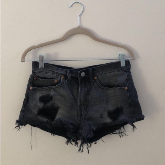 cutoff black denim shorts - Picture 1 of 1
